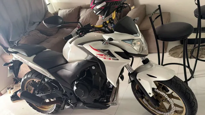 CB500 F preço de Titan