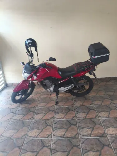 Vendo Titan fan 217 toda original único dono