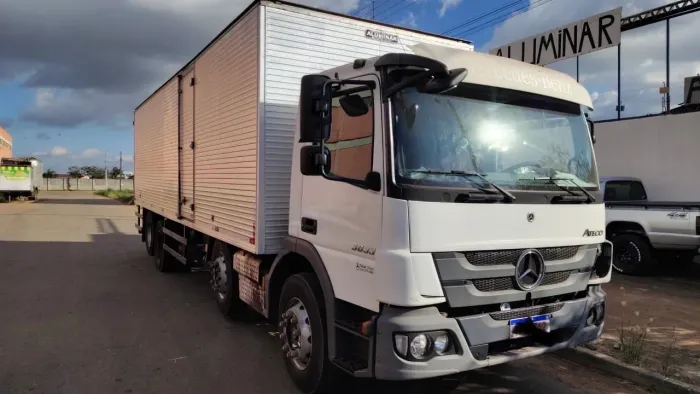 Mercedes Benz ATEGO 3033/63 SE