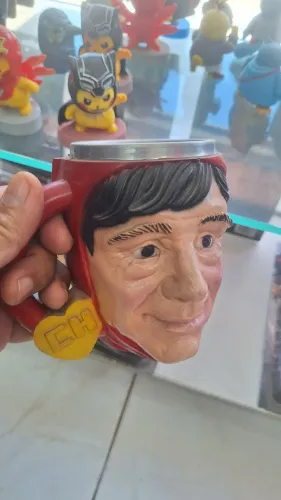 Canecas 3d / Flash / Naruto / Kakashi /Ryu/ Chapolin / Super Man 