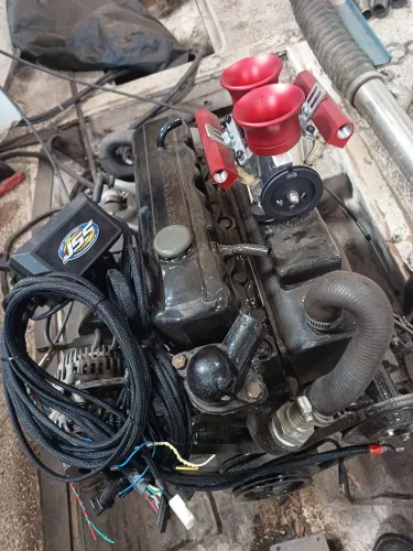 Vendo motor de opala marinizado pra Barcos