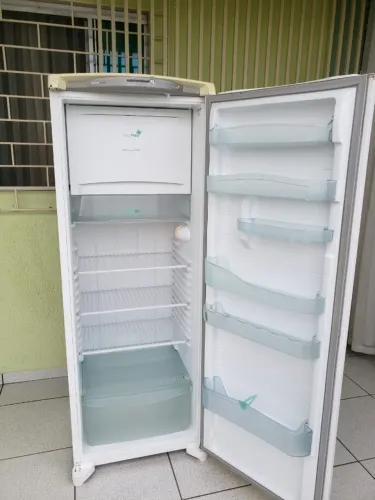 Oferta Geladeira Frost Free Grande Consul 110 Volts Usado Entrego e Aceito Cartão