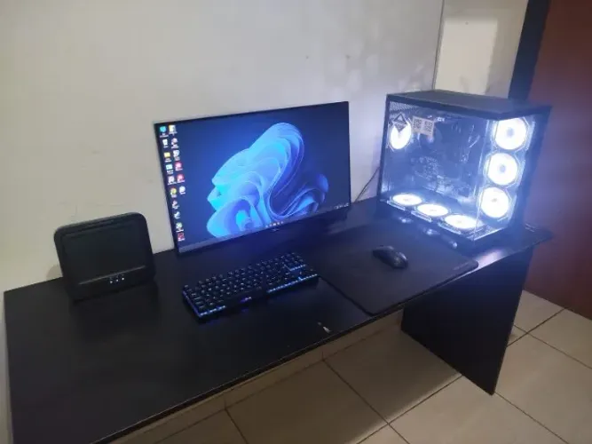 PC ryzen 7 5700G + monitor Dell 240hz