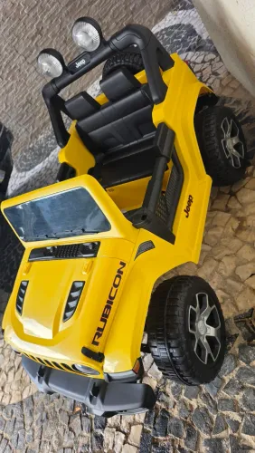 Carro Elétrico Jeep Wrangler Bandeirante 12v C/ Cont. Remoto