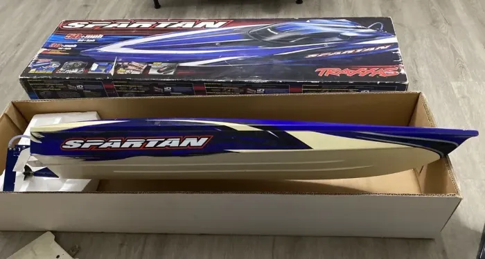 Traxxas Spartan novíssima