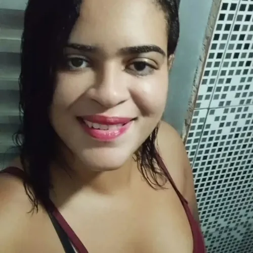 Precisando de alguém pra olhar idoso ou criança?