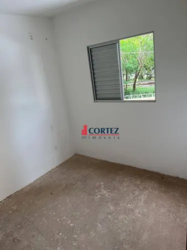 Apartamento com 2 dormitórios à venda, 59 m² por R$ 250.000 - Condomínio Villagio Caravela
