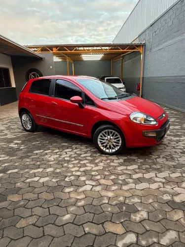 Fiat Punto Essence 1.6 Flex 16V 5P 2014