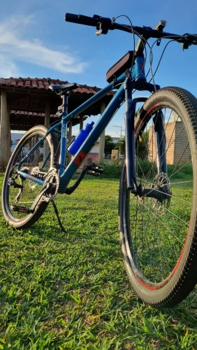 Bicicleta Audax ADX, aro 29 e quadro 19. Com peças originais Shimano e pezinho