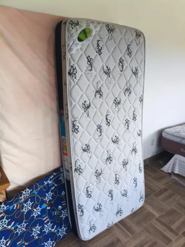 Colchão Luckspuma Aspen Super Firme 188x88x20 cm - Excelente Estado