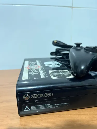 Xbox 360 - Desbloqueado + 400 jogos