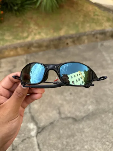 Juliet Oakley Linha Clone 1:1 X-Metal Central c/ T-shock Lentes EMERALD CUSTOM