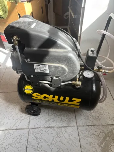 COMPRESSOR DE AR SCHULZ CSI 8,5 PRATIC AIR - 2HP - 220V