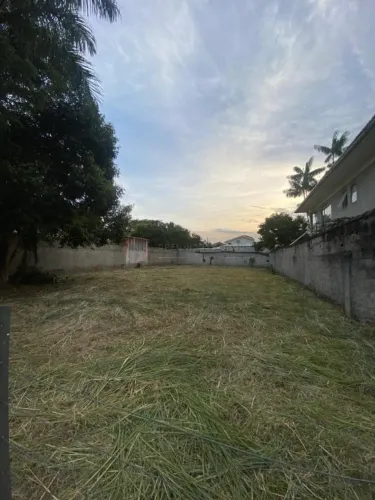 Open House Vende - Terreno plano inteiro no Campo Belo