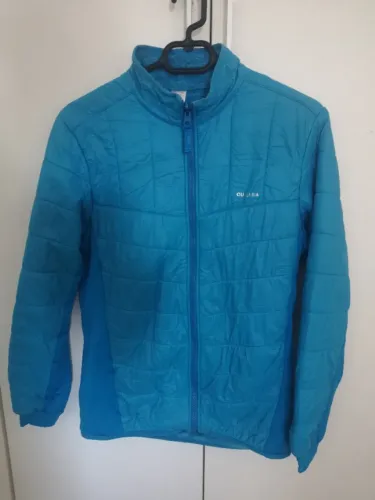 Jaqueta Quechua Decathlon - Bem Quente e Confortável! Veste P ou M