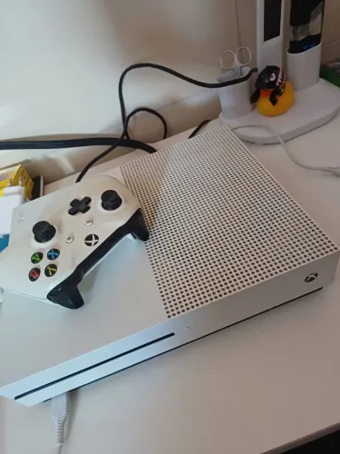 Xbox one s 700gb