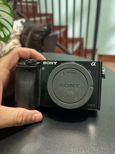Câmera Sony a6000 para retirada de peças