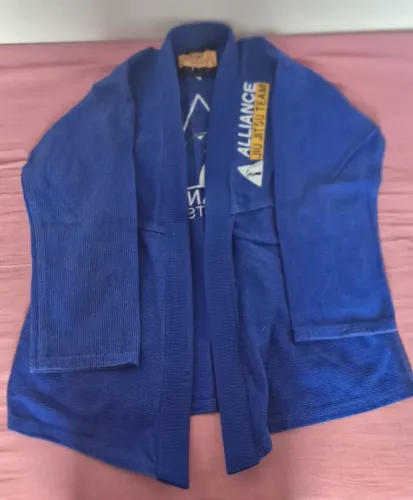 Kimono alliance A2 com faixa nova