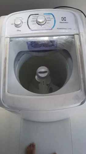 Máquina de Lavar Electrolux 11kg Essential Care (LES11) - 127V - Funcionando perfeitamente