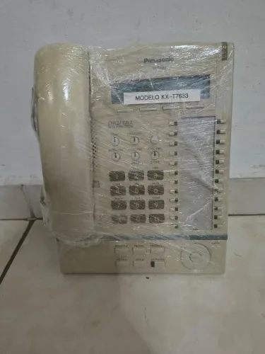 Telefone Panasonic modelo:KX-T7633