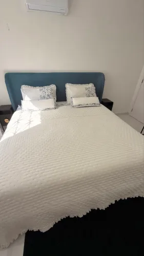 Vendo cama nova muito confortável 