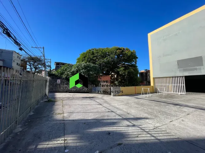 Aluguel ou Venda Prédio 3 Pavimentos 1.100m2 Av Jorge Amado em Boca do Rio - Salvador - B