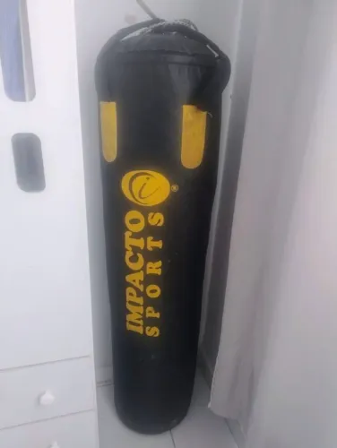Saco de pancada para Boxe/ artes marciais