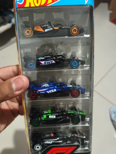 Carros de formula1 Hotwheels, edição limitada para colecionadores.