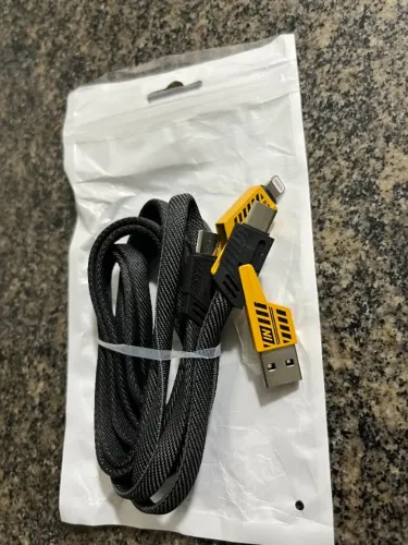 Cabo De Dados 4 Em 1 (usb/2x Tpc/ios) Pd 27w - 2 Metro Preto/amarelo. (NOVO.)