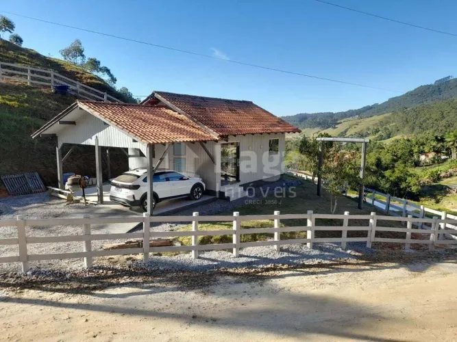 Sítio à venda no Bairro Galera em Canelinha/SC
