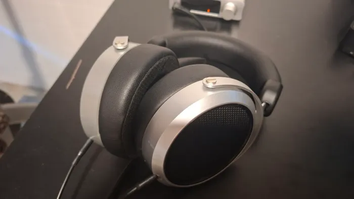 Fone Hifiman HE400se 1 mes de uso