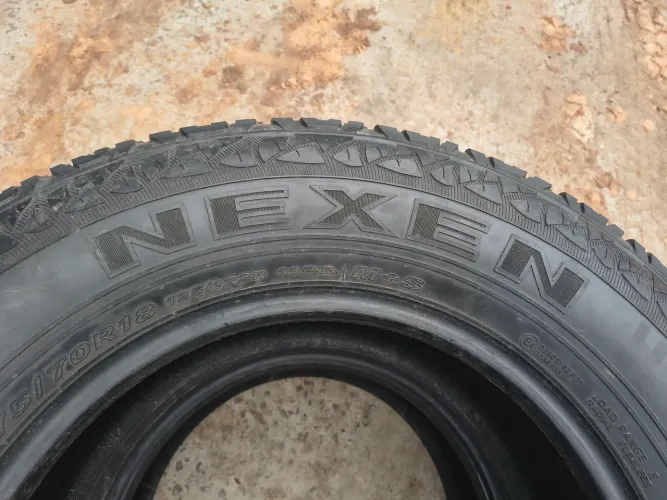 Pneu 275/70/18R
