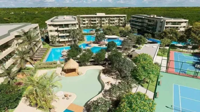 Apartamento à venda na Muro Alto com 2 quartos