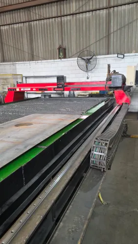 Máquina de corte a plasma HPR 260 - Excelente estado