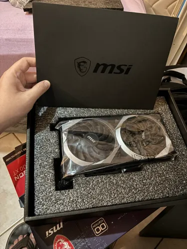 Placa de Vídeo AMD Radeon RX 6600XT MSI