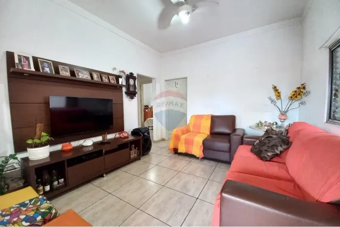 Casa a venda em Vicente de Carvalho - Guarujá-SP