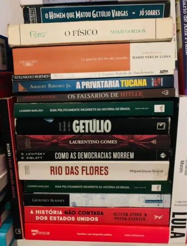 ? Livros de Literatura, História e Política - A partir de R$ 15,00| Escolha o seu!