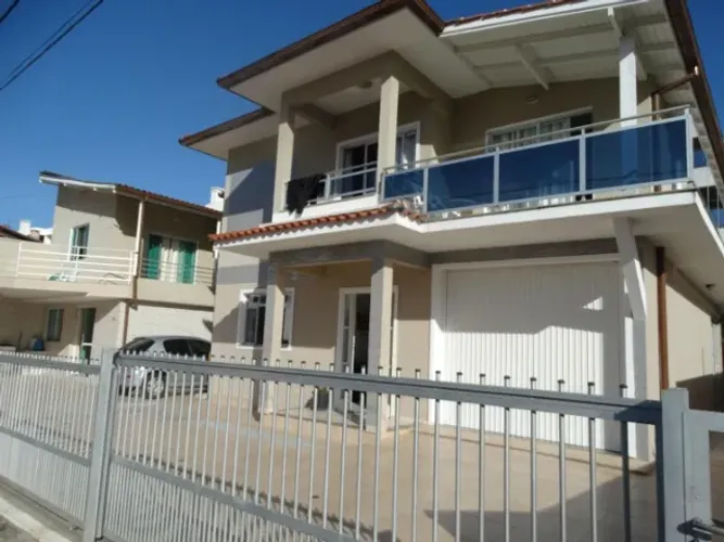 Casa 3 dorms, Suíte, Ar, 300m mar, Ingleses, Fpolis, COD8