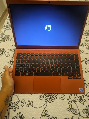 Notebook Positivo Motion Red