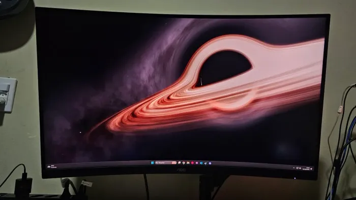 Monitor AOC 31' QHD CURVO 180Hz