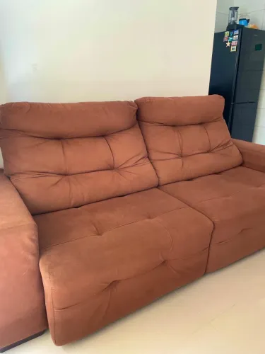 Sofá Retrátil e Reclinável 