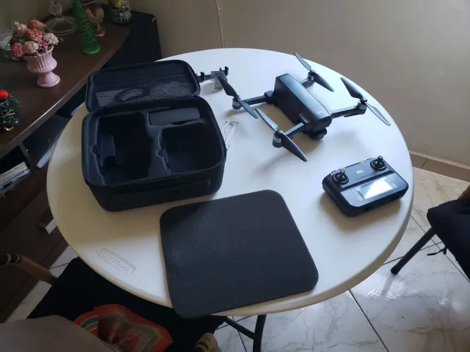Vendo drone sjrc F22 pouco uso