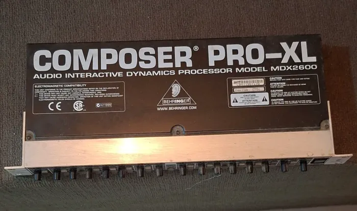 Behringer Composer Pro-XL MDX2600 - Processador de dinâmica de áudio profissional