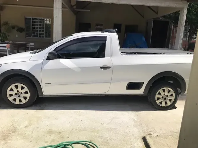 Volkswagen Saveiro 1.6 MI/ 1.6 MI Total Flex 8V (álcool) 2013