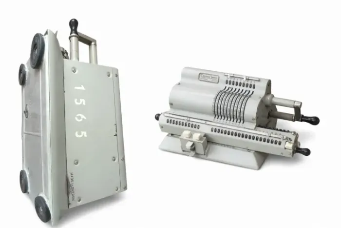Calculadora ODHNER 125 década de 50
