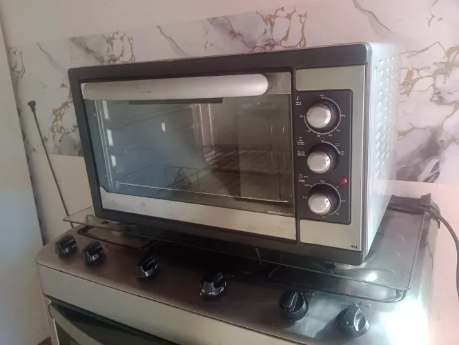 Forno elétrico Philco 46L