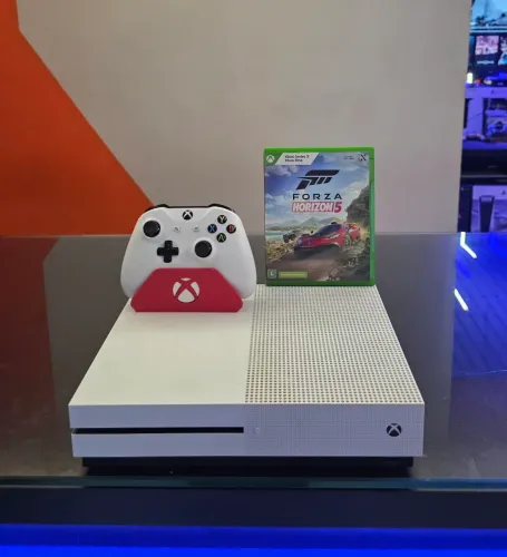 Xbox One S 1TB c/ Garantia e Brinde. Somos LOJA FÍSICA 