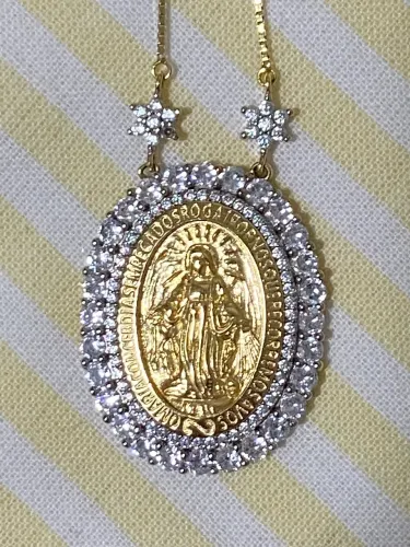 Colar Nossa Senhora dourado cravejado