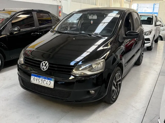 Volkswagen Fox 1.0 MI Total Flex 8V 5P 2014