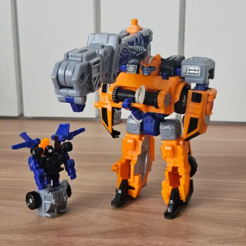 TRANSFORMERS ARMADA SMOKESCREEN & LIFTOR (USADO)